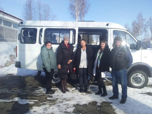 В рамках программы «Старшее поколение» пожилым жителям отдаленных сел Клетнянского района оказывается помощь в прохождения диспансеризации