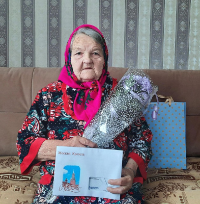 Горячие душевные поздравления в честь 90-летнего юбилея услышала 6 февраля в свой адрес жительница Клетнянского района